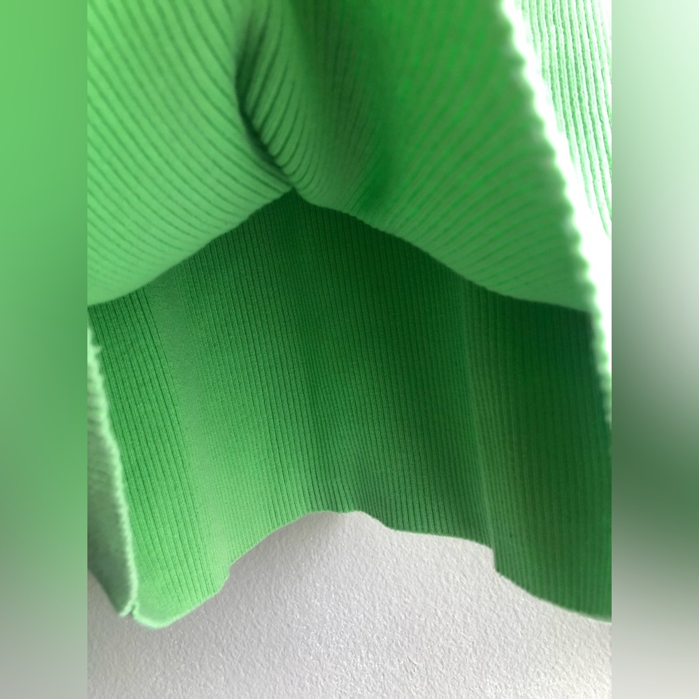 Lauren Ralph Lauren Neon Green Turtleneck Sweater Size Medium - Picture 5 of 10